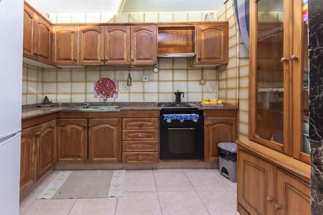 6 bedroom Terraced Villa for sale in Arguineguín, Mogán - € 299,000 (Ref: 9504329)