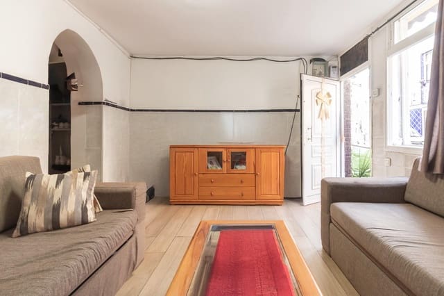 6 bedroom Terraced Villa for sale in Arguineguín, Mogán - € 299,000 (Ref: 9504329)