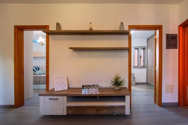 2 slaapkamer Flat te koop in Santa María de Guía de Gran Canaria - € 106.500 (Ref: 9527742)