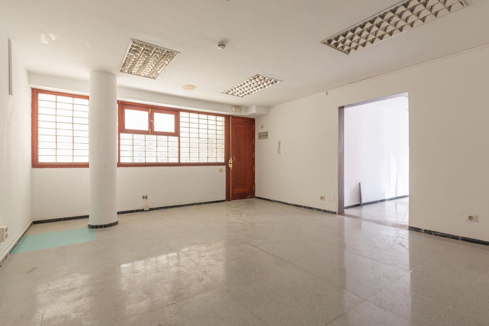 Kontor att hyra i Las Palmas de Gran Canaria - 700 € (Ref: 9535974)