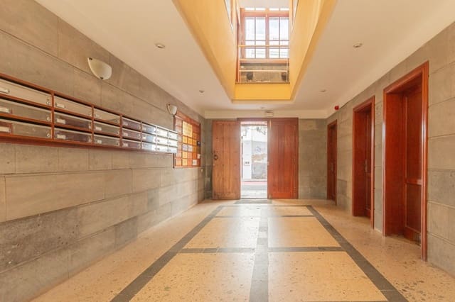 Kontor att hyra i Vegueta, Las Palmas de Gran Canaria - 700 € (Ref: 9535974)