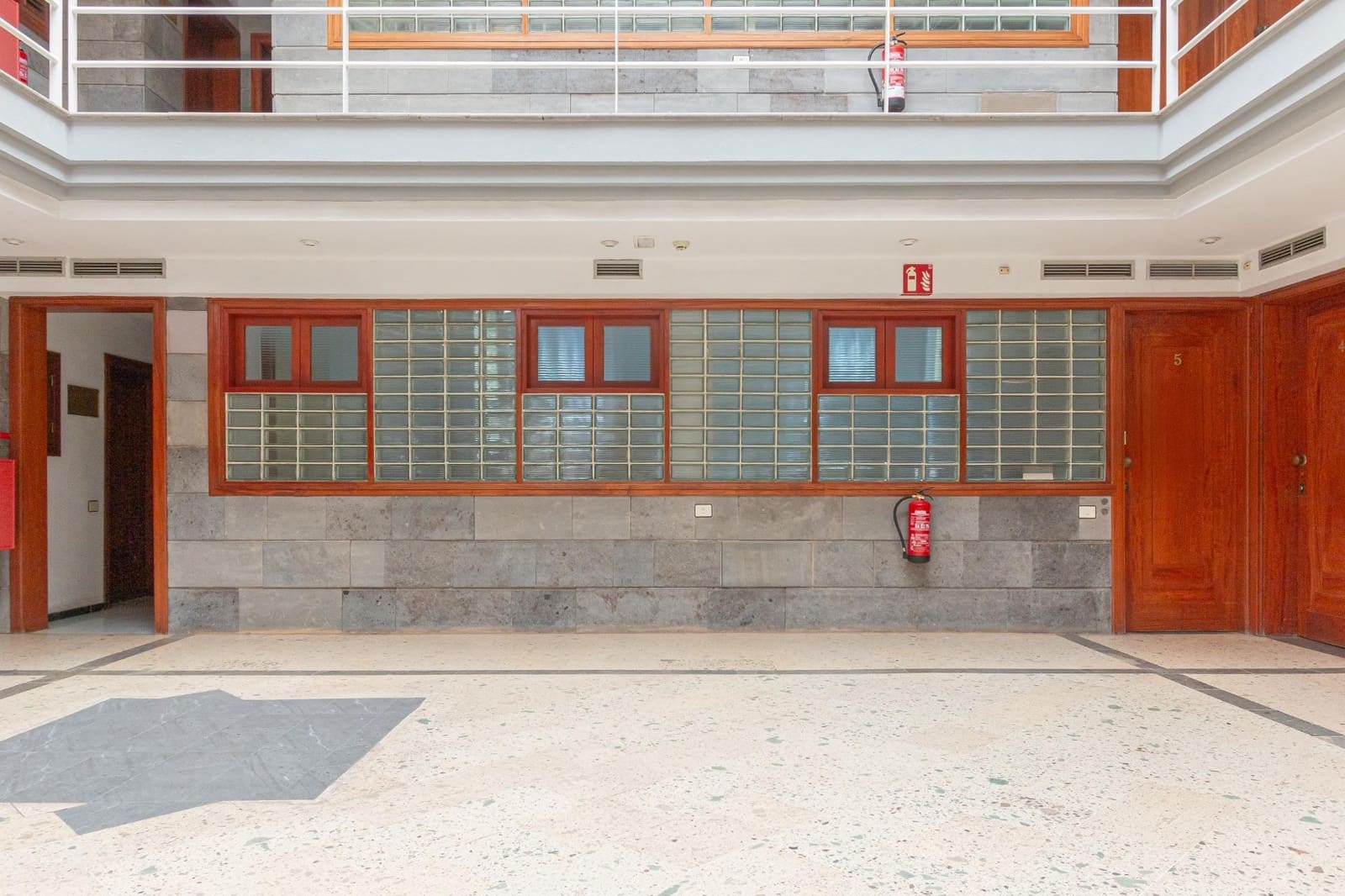 Kontor att hyra i Las Palmas de Gran Canaria - 700 € (Ref: 9535974)