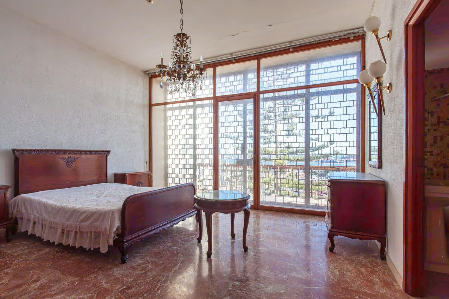 7 slaapkamer Villa te koop in Las Palmas de Gran Canaria met garage - € 1.990.000 (Ref: 9574664)