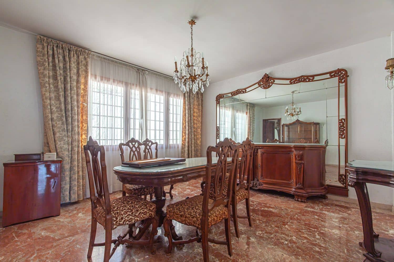 7 slaapkamer Villa te koop in Las Palmas de Gran Canaria met garage - € 1.990.000 (Ref: 9574664)