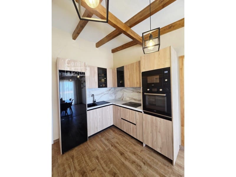3 bedroom Villa for sale in Arico with pool garage - € 600,000 (Ref: 10003777)
