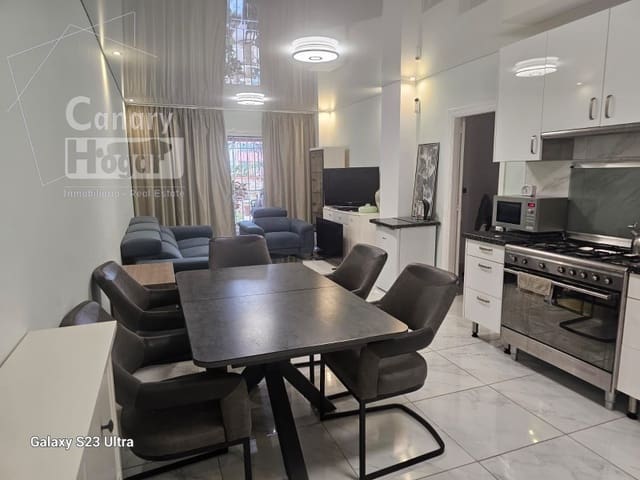 2 slaapkamer Flat te koop in Costa Adeje, Adeje met garage - € 445.000 (Ref: 10013076)