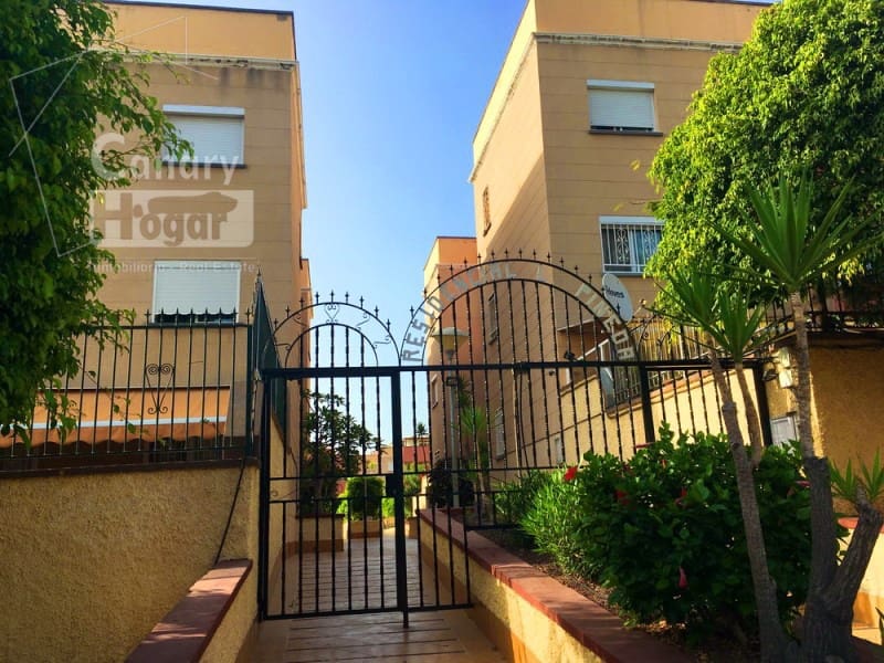 2 slaapkamer Flat te koop in Costa Adeje met garage - € 445.000 (Ref: 10013076)