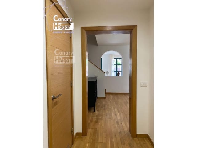 3 soverom Villa til salgs i San Miguel de Abona med garasje - € 560 000 (Ref: 10040778)