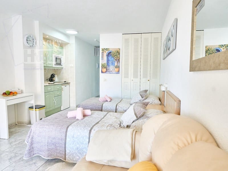 Estudio en Los Cristianos en venta con piscina - 235.000 € (Ref: 10064068)