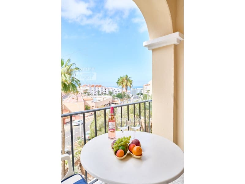 Estudio en Los Cristianos en venta con piscina - 235.000 € (Ref: 10064068)