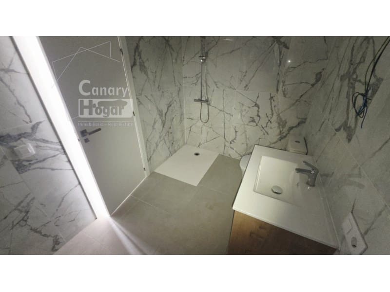 2 bedroom Apartment for sale in Adeje with garage - € 259,000 (Ref: 10102244)