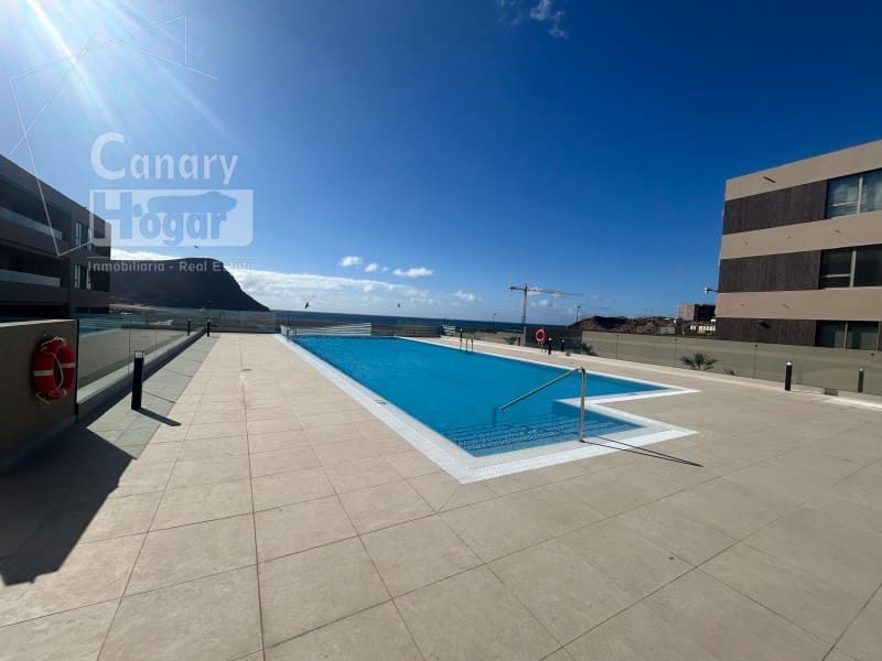 2 bedroom Apartment for sale in Los Abrigos with pool garage - € 580,000 (Ref: 10139452)