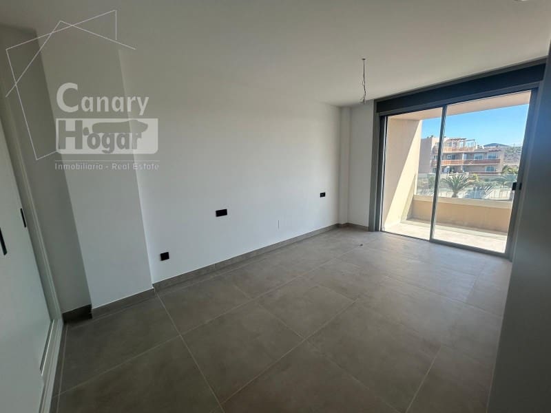 2 bedroom Apartment for sale in Los Abrigos with pool garage - € 580,000 (Ref: 10139452)