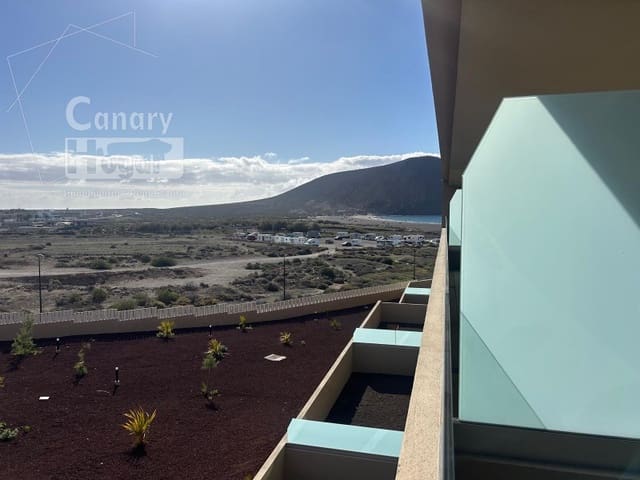 2 bedroom Apartment for sale in Los Abrigos, Granadilla de Abona with pool garage - € 580,000 (Ref: 10139452)