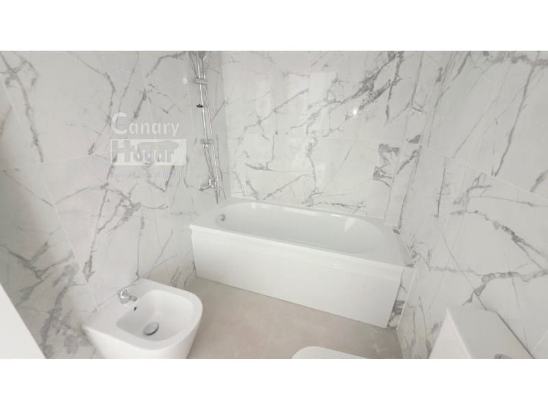 3 slaapkamer Penthouse te koop in Adeje met garage - € 380.000 (Ref: 10161252)