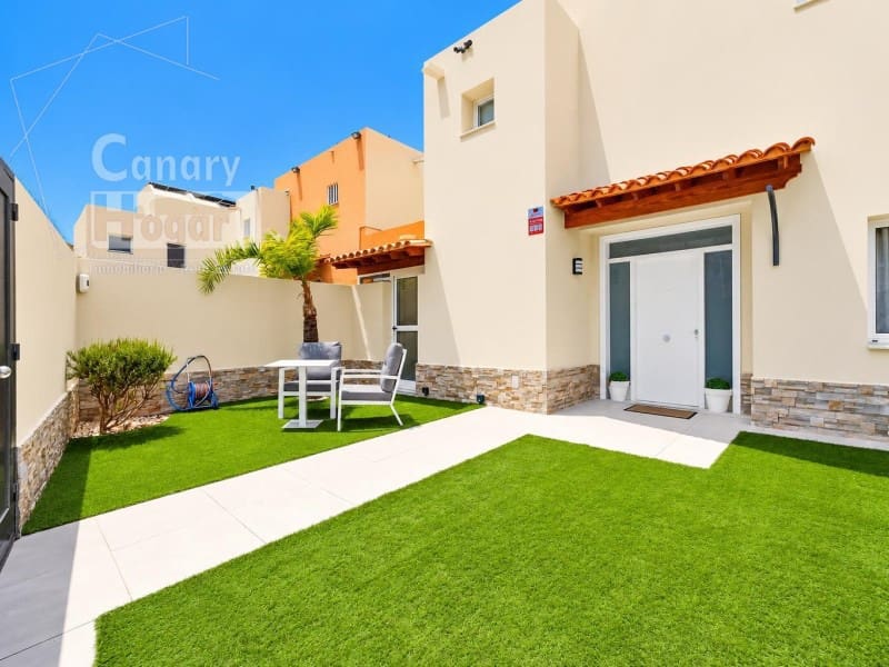 3 soveværelse Villa til salg i Costa Adeje med swimmingpool garage - € 995.000 (Ref: 10182932)