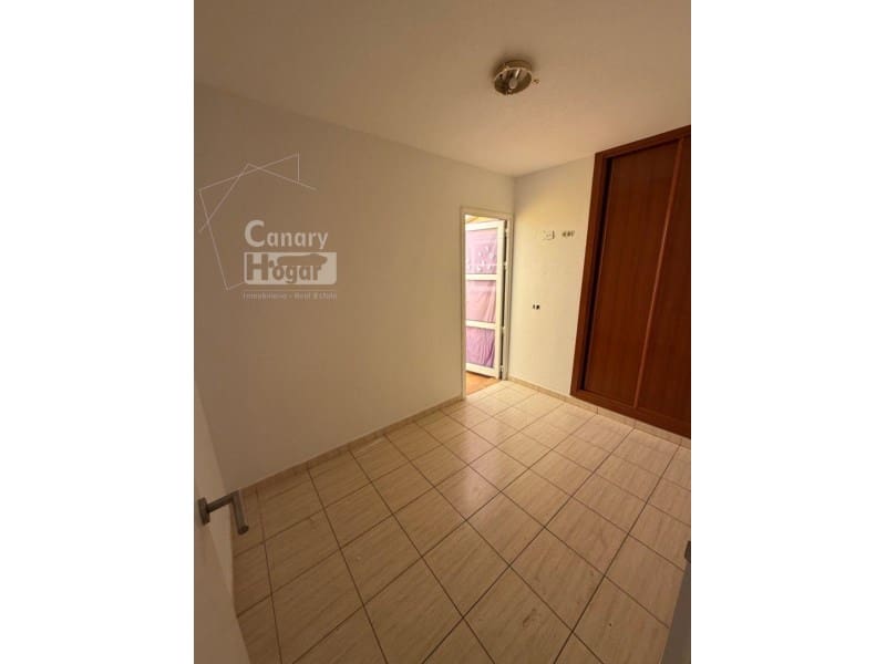 3 soveværelse Lejlighed til salg i San Isidro de Abona med garage - € 210.000 (Ref: 10182933)