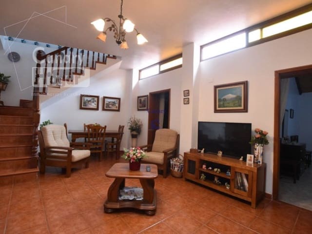 2 soverom Hus til salgs i Chio, Guía de Isora med garasje - € 175 000 (Ref: 5634773)
