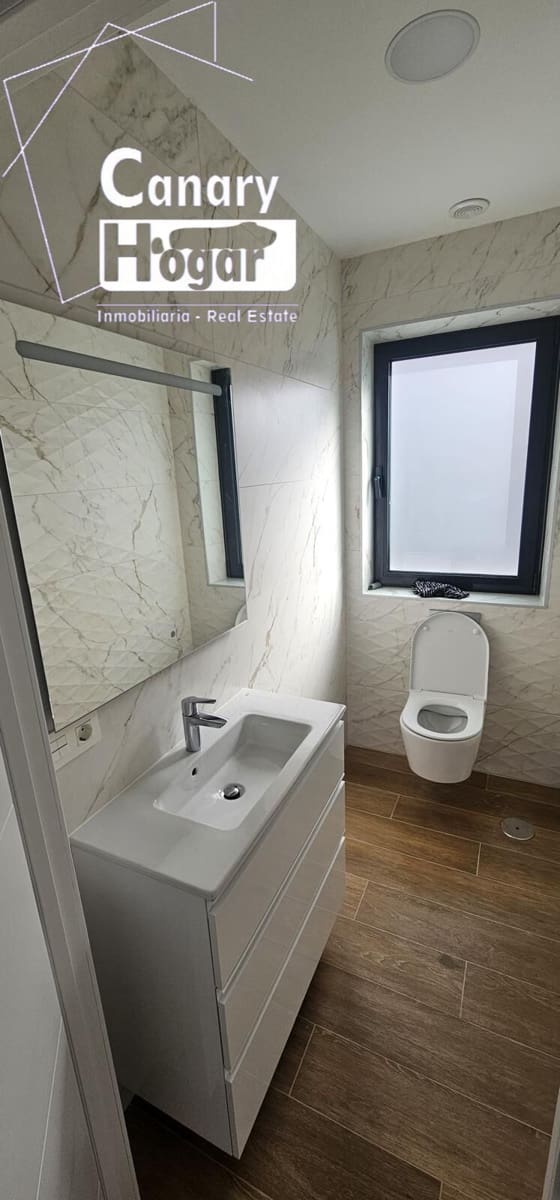 4 makuuhuone Huvila myytävänä paikassa El Madronal mukana uima-altaan 
autotalli - 1 800 000 € (Ref: 8419881)