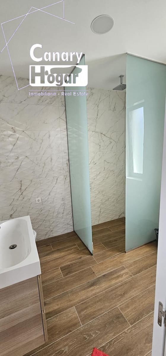 4 makuuhuone Huvila myytävänä paikassa El Madronal mukana uima-altaan 
autotalli - 1 800 000 € (Ref: 8419881)