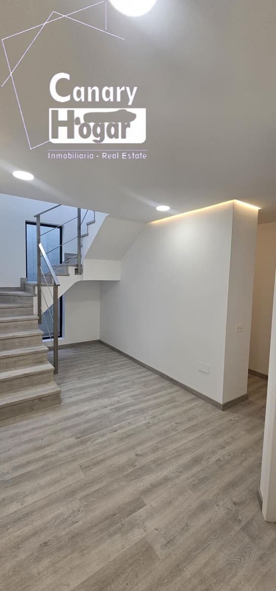 4 makuuhuone Huvila myytävänä paikassa El Madronal mukana uima-altaan 
autotalli - 1 800 000 € (Ref: 8419881)