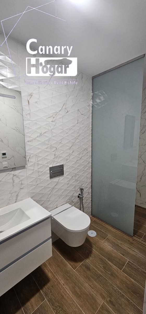 4 makuuhuone Huvila myytävänä paikassa El Madronal mukana uima-altaan 
autotalli - 1 800 000 € (Ref: 8419881)