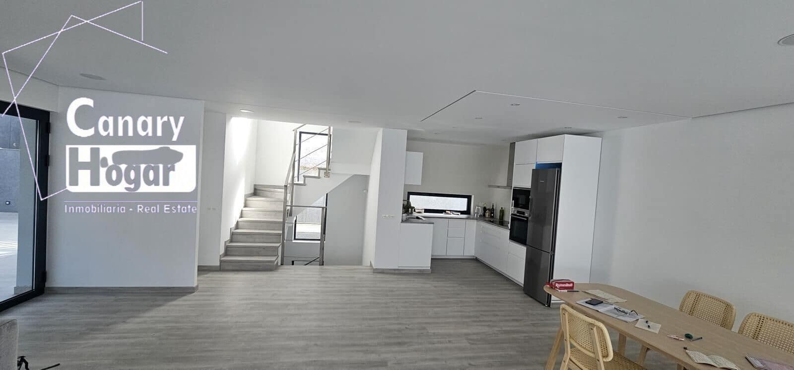 4 makuuhuone Huvila myytävänä paikassa El Madronal mukana uima-altaan 
autotalli - 1 800 000 € (Ref: 8419881)