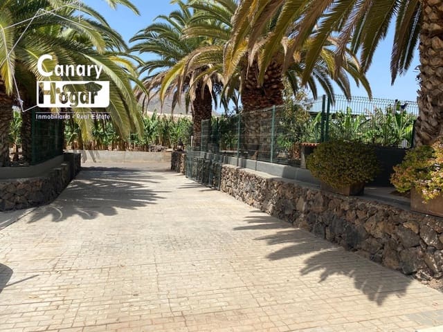 5 sovrum Finca/Hus på landet till salu i Arona med pool garage - 1 600 000 € (Ref: 8506015)