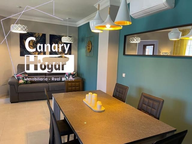 4 bedroom Villa for sale in Los Cristianos, Arona with pool garage - € 775,000 (Ref: 8612637)