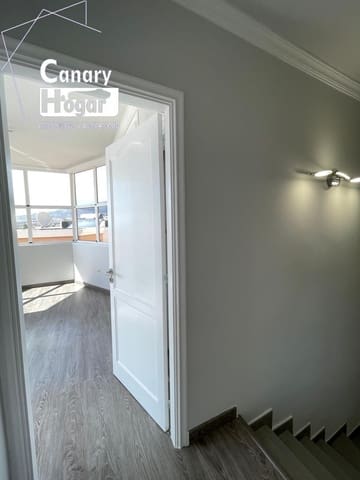 Chalet de 3 habitaciones en San Eugenio Alto, Adeje en venta - 530.000 € (Ref: 8758132)