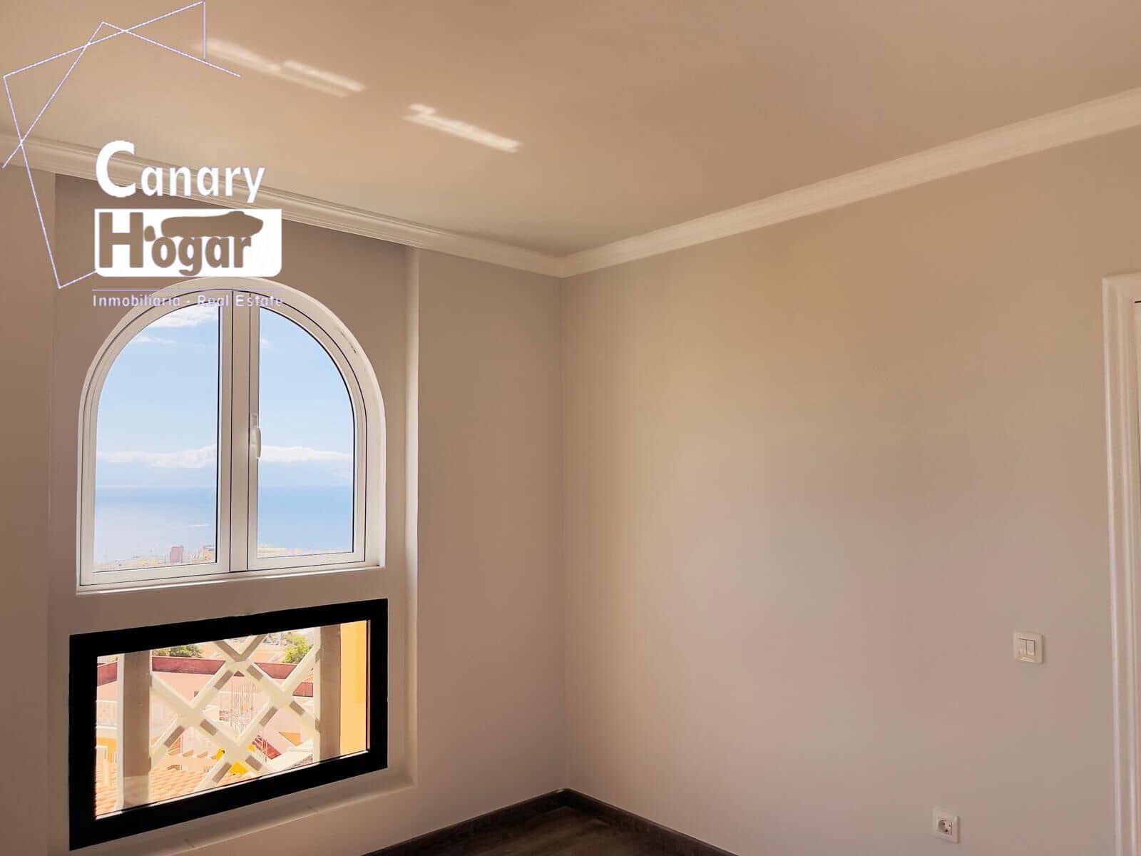 3 slaapkamer Villa te koop in Costa Adeje - € 530.000 (Ref: 8758132)