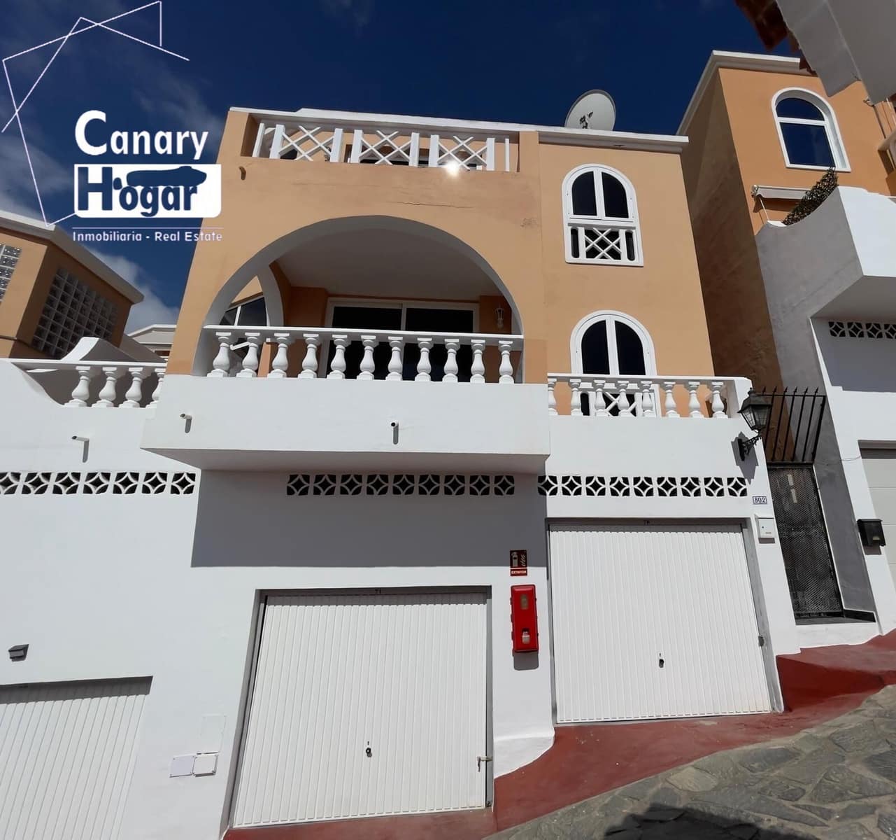3 slaapkamer Villa te koop in Costa Adeje - € 530.000 (Ref: 8758132)