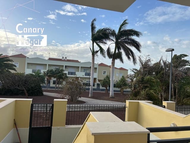 4 chambre Villa/Maison Mitoyenne à vendre à Fañabe, Adeje avec piscine garage - 650 000 € (Ref: 8780145)