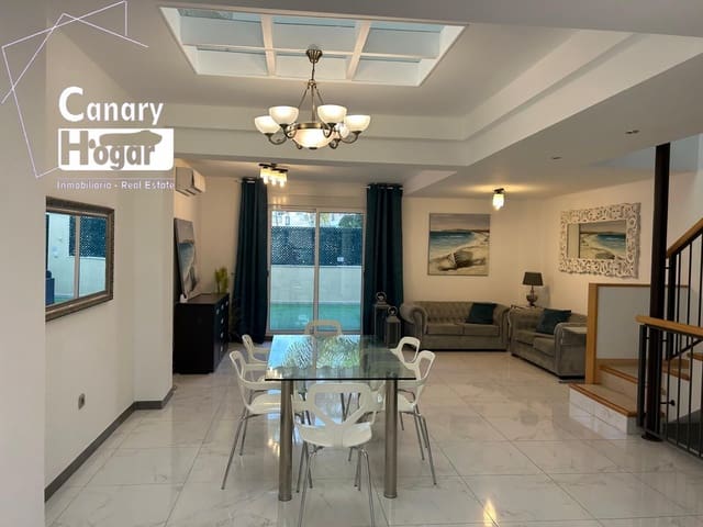 4 chambre Villa/Maison Mitoyenne à vendre à Fañabe, Adeje avec piscine garage - 650 000 € (Ref: 8780145)