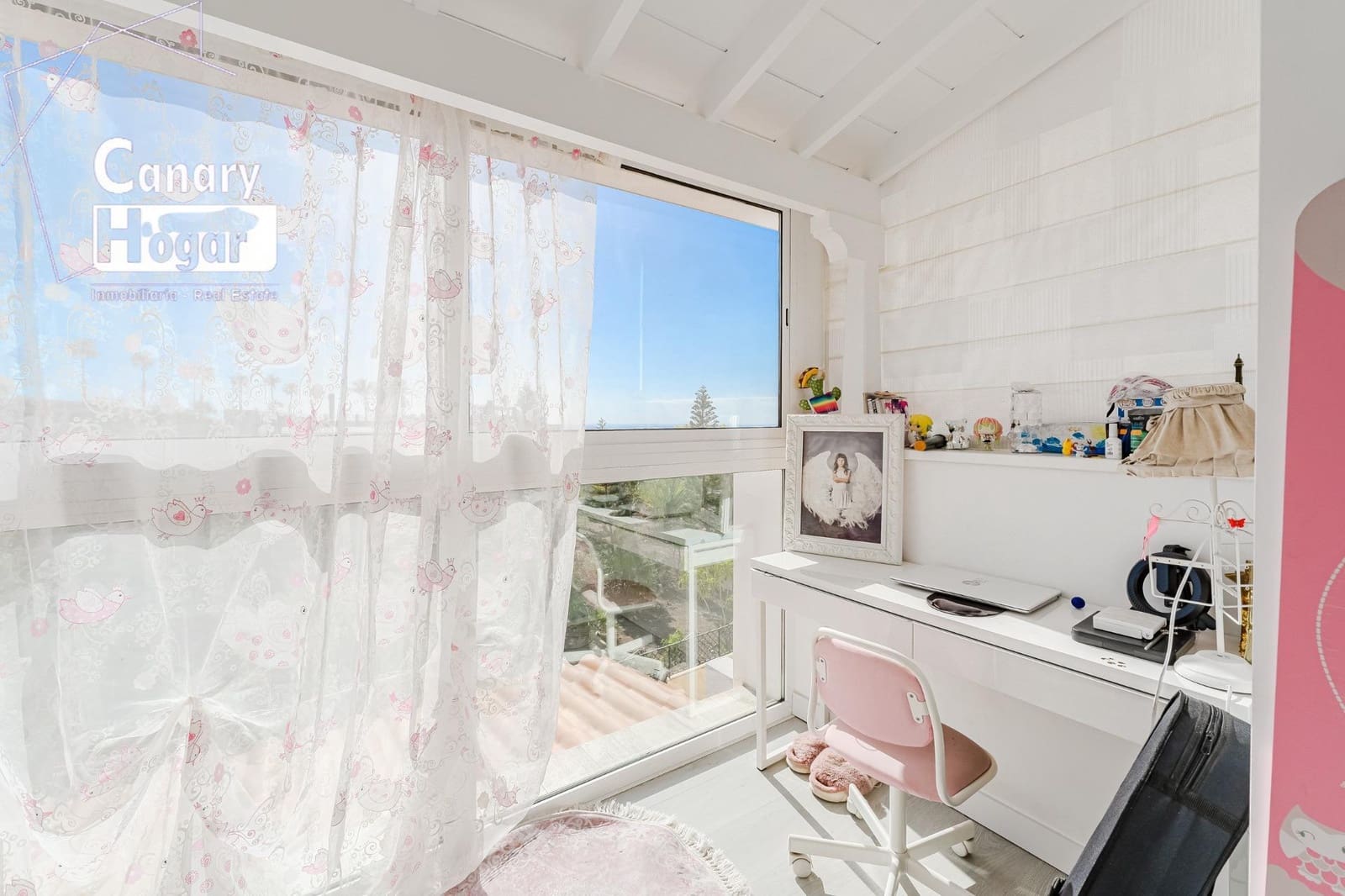 10 bedroom Villa for sale in San Eugenio with pool garage - € 2,500,000 (Ref: 8806444)