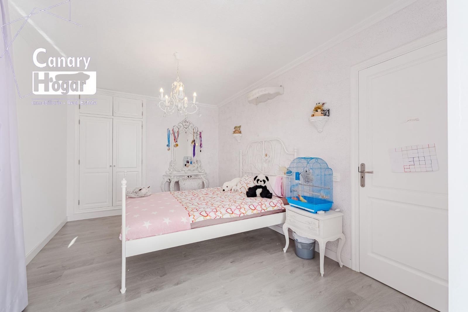 10 soverom Villa til salgs i San Eugenio med svømmebasseng garasje - € 2 500 000 (Ref: 8806444)