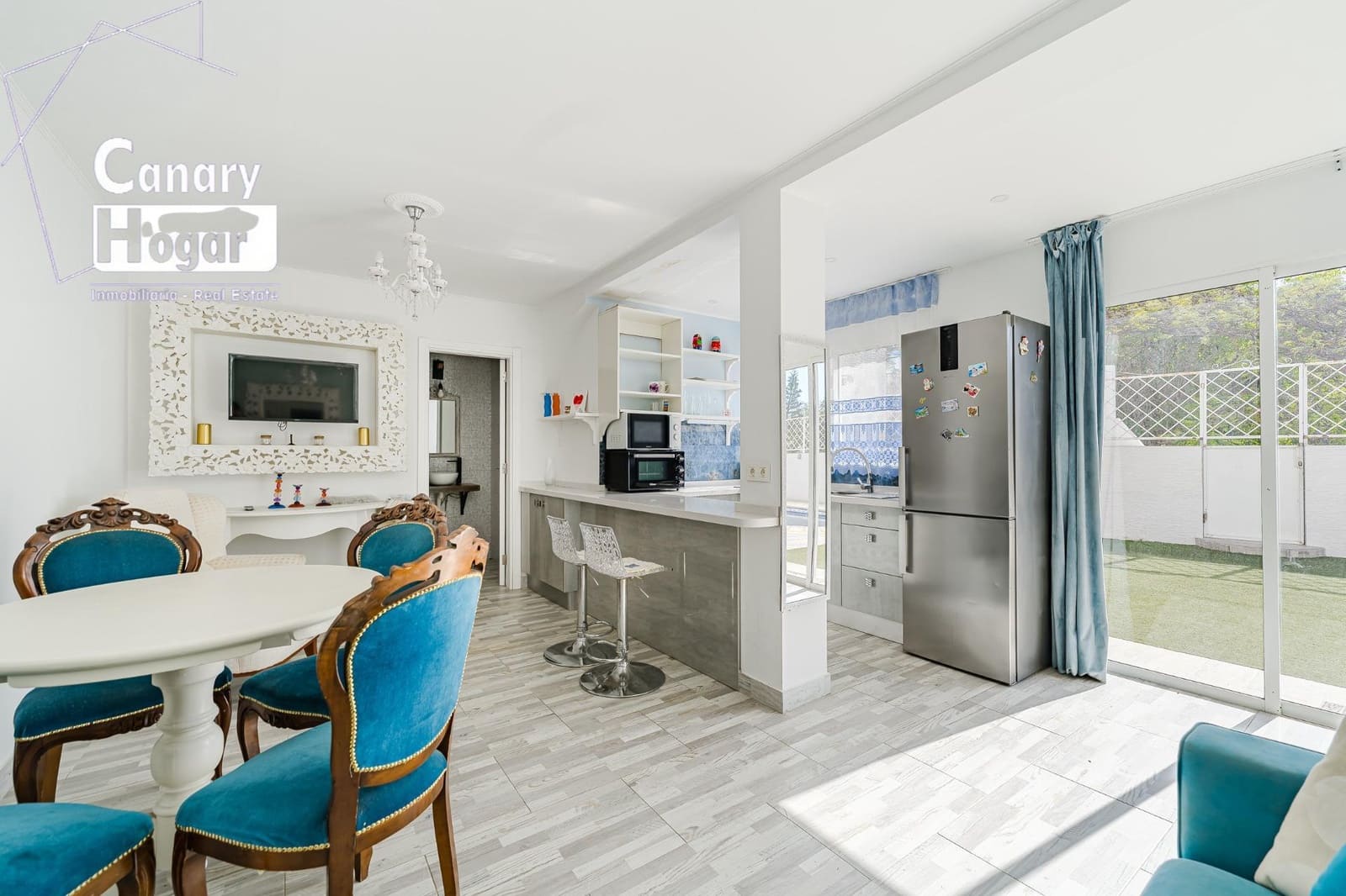 10 soverom Villa til salgs i San Eugenio med svømmebasseng garasje - € 2 500 000 (Ref: 8806444)