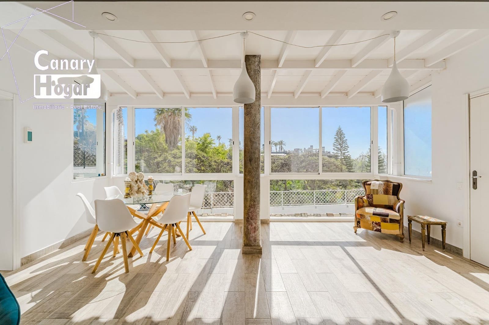 10 soverom Villa til salgs i San Eugenio med svømmebasseng garasje - € 2 500 000 (Ref: 8806444)