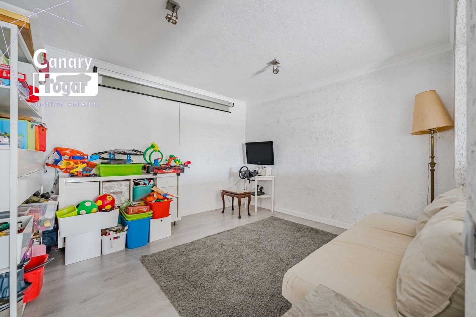 10 soverom Villa til salgs i San Eugenio med svømmebasseng garasje - € 2 500 000 (Ref: 8806444)