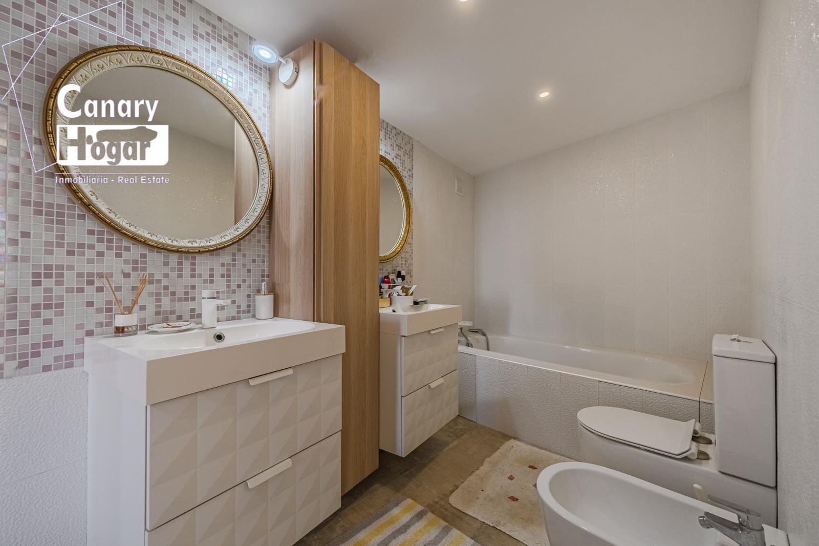 10 soverom Villa til salgs i San Eugenio med svømmebasseng garasje - € 2 500 000 (Ref: 8806444)