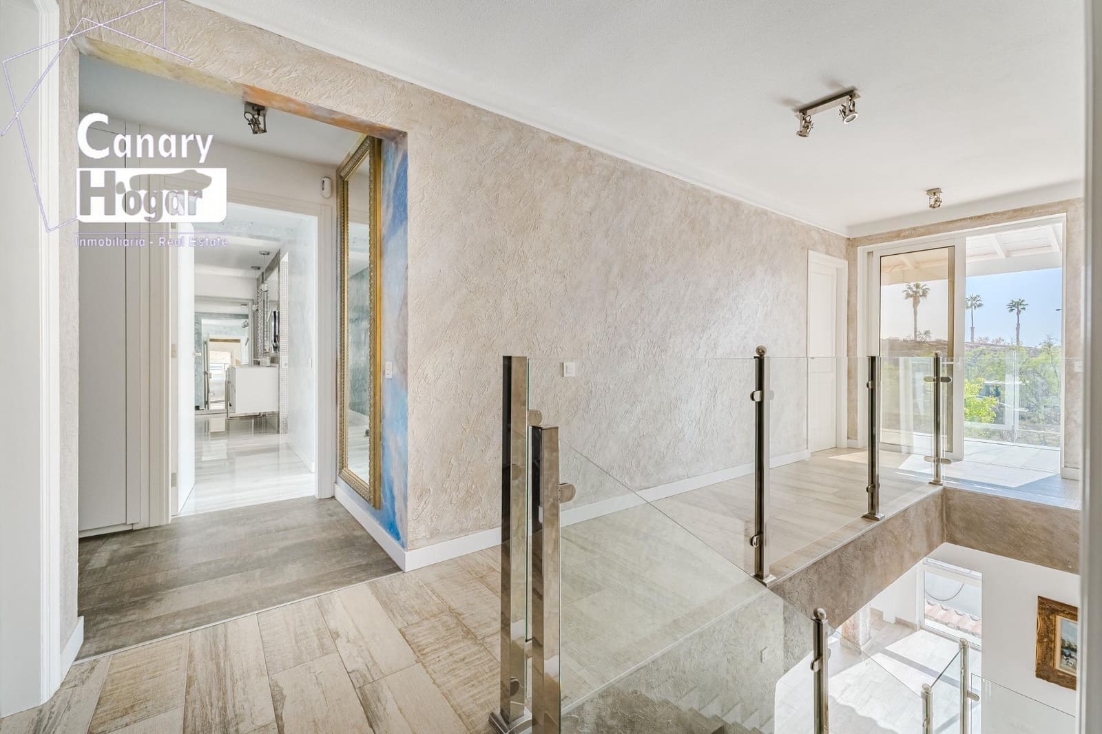 10 soverom Villa til salgs i San Eugenio med svømmebasseng garasje - € 2 500 000 (Ref: 8806444)