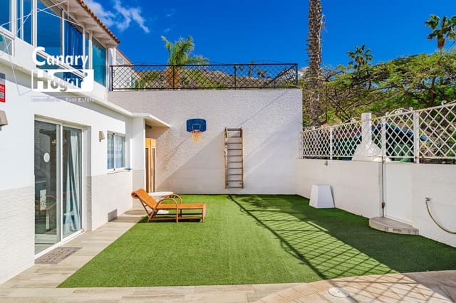 Chalet de 10 habitaciones en San Eugenio, Adeje en venta con piscina garaje - 2.500.000 € (Ref: 8806444)