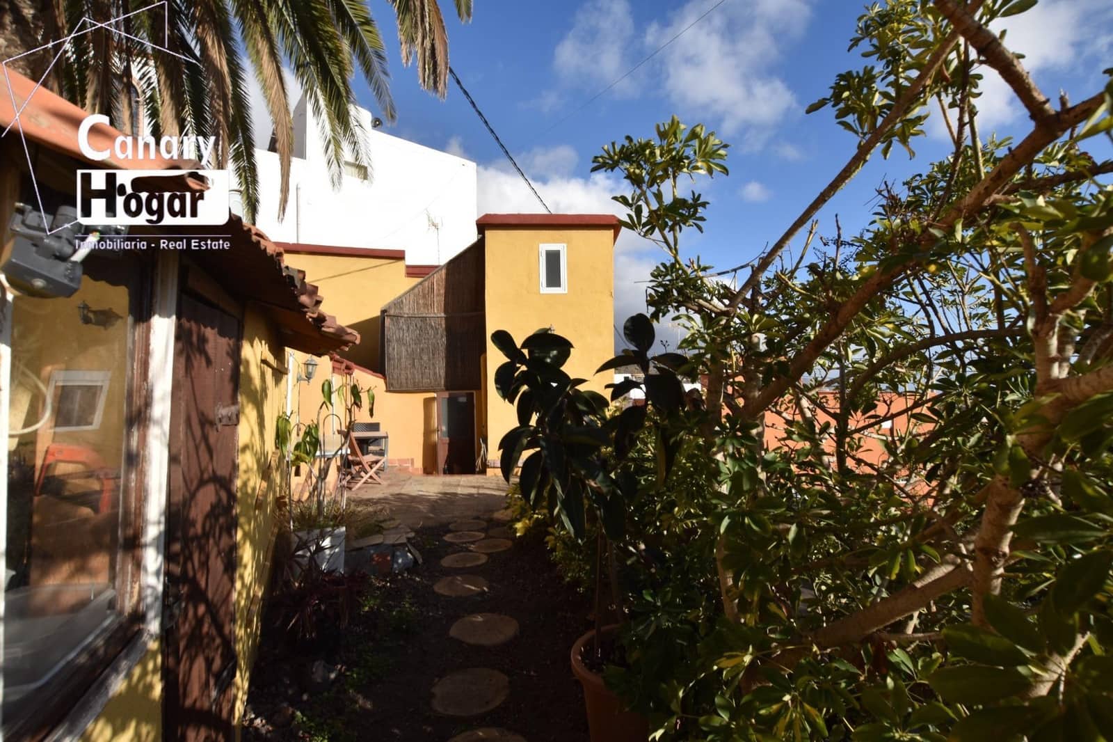 5 slaapkamer Villa te koop in Guia de Isora - € 340.000 (Ref: 8834519)