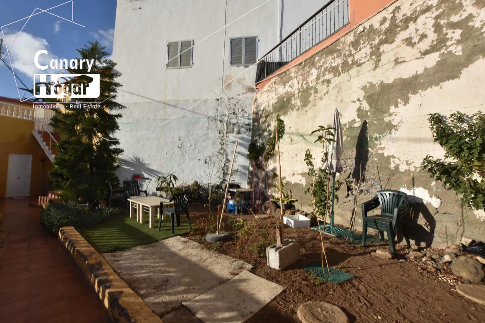 5 slaapkamer Villa te koop in Guia de Isora - € 340.000 (Ref: 8834519)