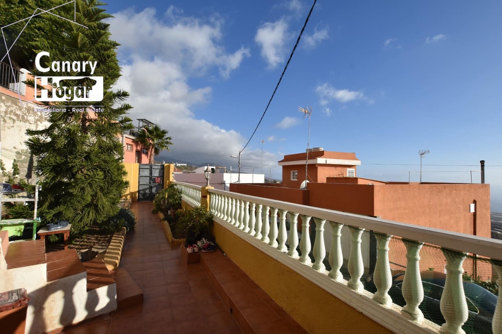 5 slaapkamer Villa te koop in Guia de Isora - € 340.000 (Ref: 8834519)