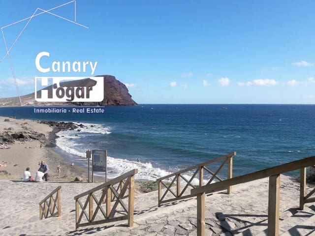 2 Zimmer Villa zu verkaufen in El Medano, Granadilla de Abona mit Pool Garage - 577.000 € (Ref: 8957214)