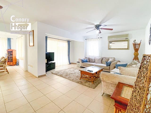 4 Zimmer Villa zu verkaufen in El Madroñal, Adeje mit Pool - 669.000 € (Ref: 8992526)