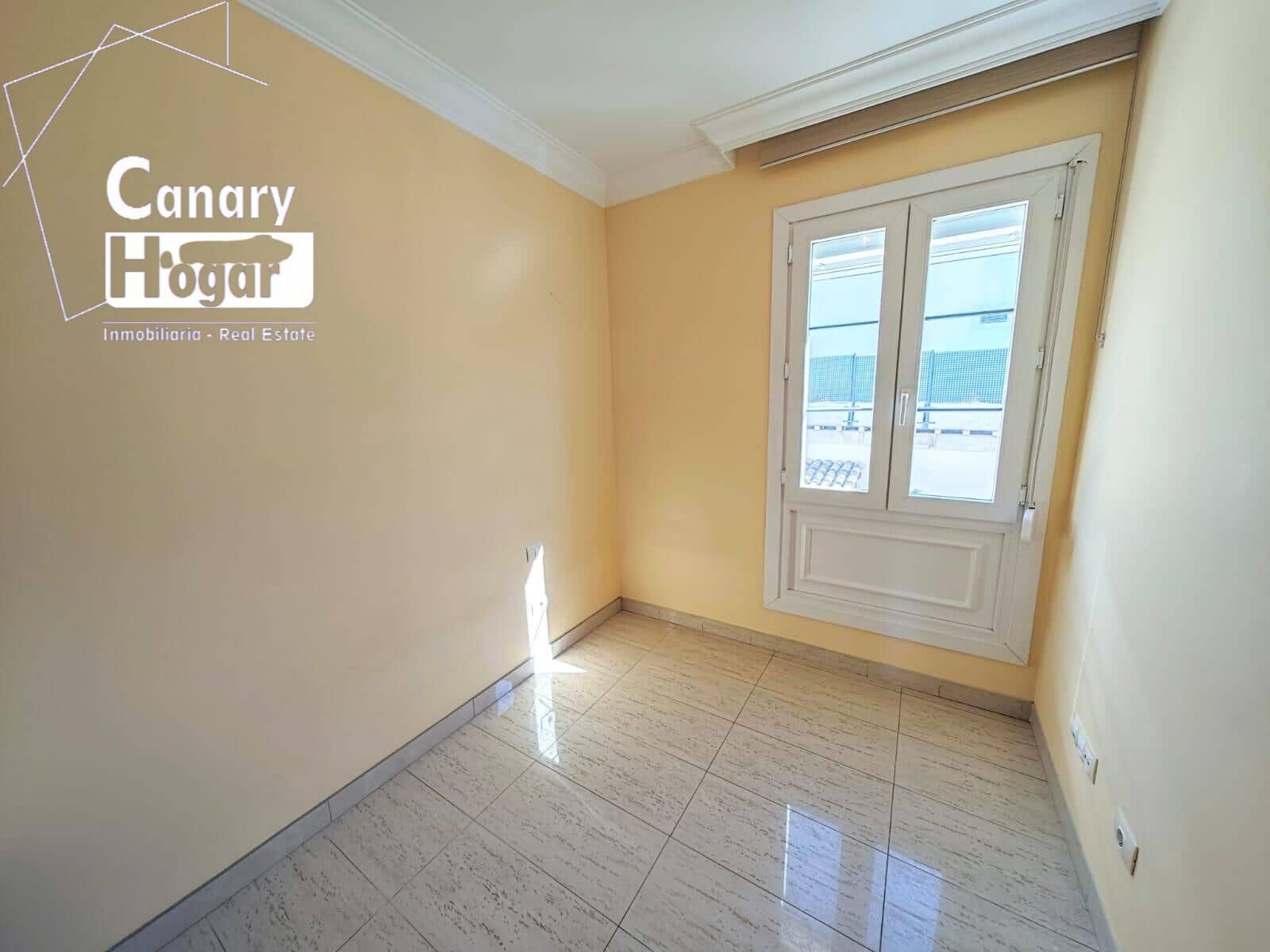 3 quarto Moradia para venda em Chayofa com garagem - 390 000 € (Ref: 9104730)