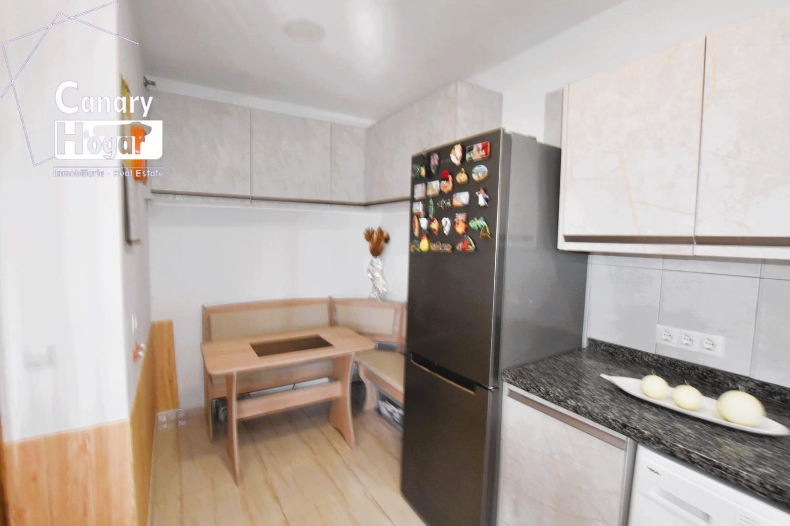 2 bedroom Apartment for sale in San Miguel de Abona with pool - € 370,000 (Ref: 9145618)