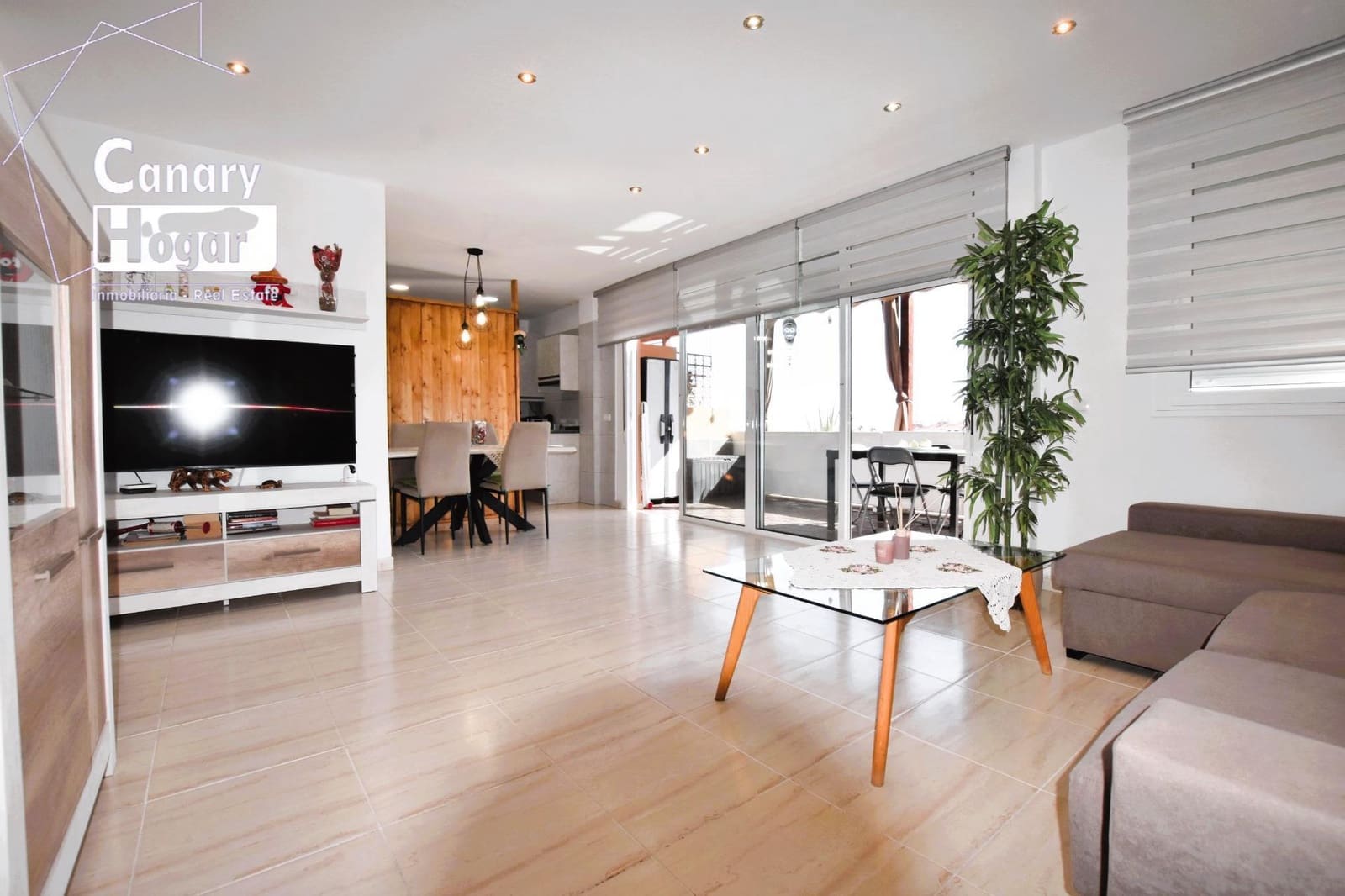 2 bedroom Apartment for sale in San Miguel de Abona with pool - € 370,000 (Ref: 9145618)